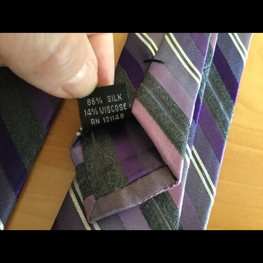 Calvin Klein mens 100% silk purple striped tie neck tie business casual